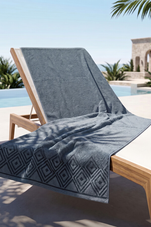 Anthracite Cotton Beach Towel 05 - Thumbnail