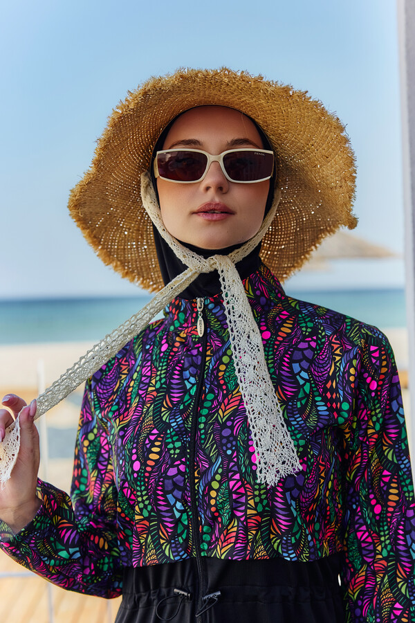 Beige Straw Hat with Tassel Trim Accessory - Thumbnail