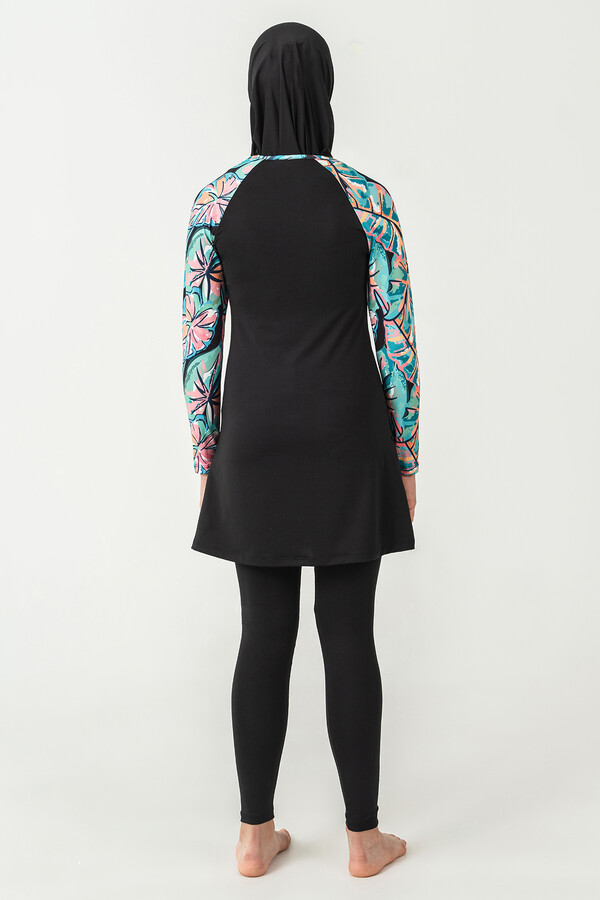 Black Long-Sleeved Full-Cover Swimwear Set - Thumbnail