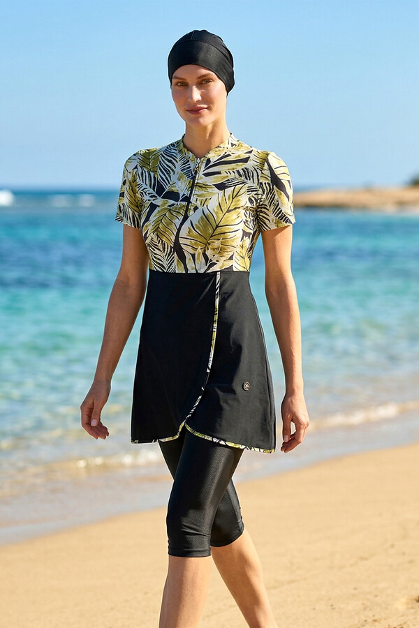 Black Short Sleeve Lycra Half-Covered Swimsuit Set 6550 - Thumbnail