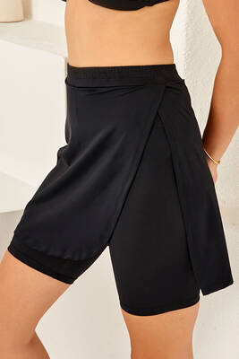 Lapieno - Black Skirted Swim Short Modest Swimsuit 4414 (1)