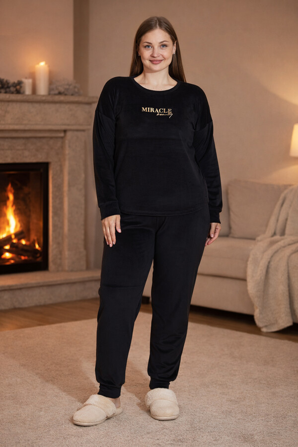 Büyük Beden Kadın Kadife Baskılı Pijama Takım 25394 Siyah - Thumbnail