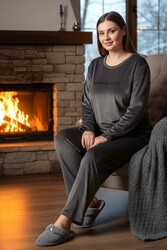 Remsa - Büyük Beden Kadın Kadife Kumaş Pijama Takımı 13213-3016 Füme