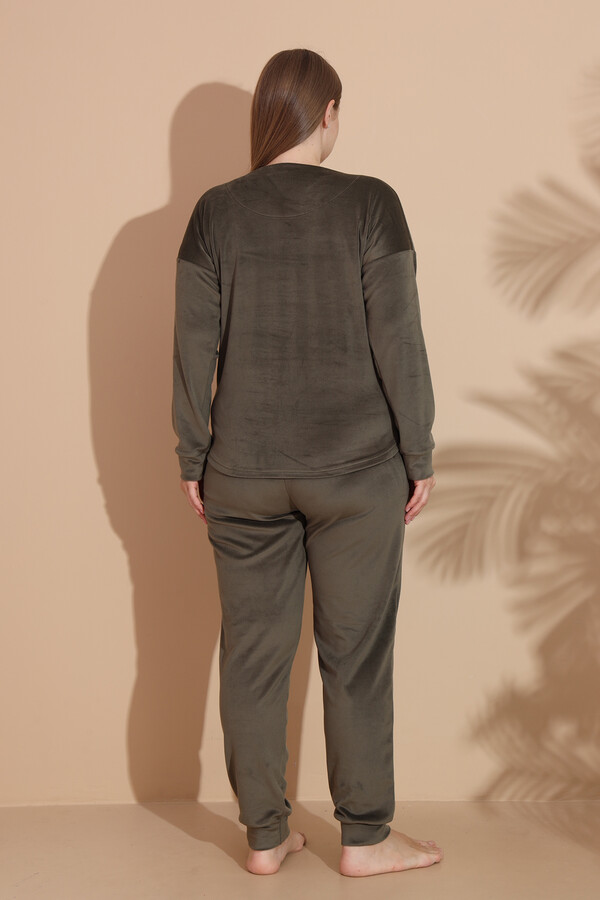 Büyük Beden Kadın Kadife Pijama Takımı 25386 Haki - Thumbnail