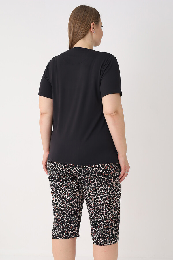 Büyük Beden Kadın Kısa Kol Kaprili Pijama Takımı 26082 Leopar - Thumbnail