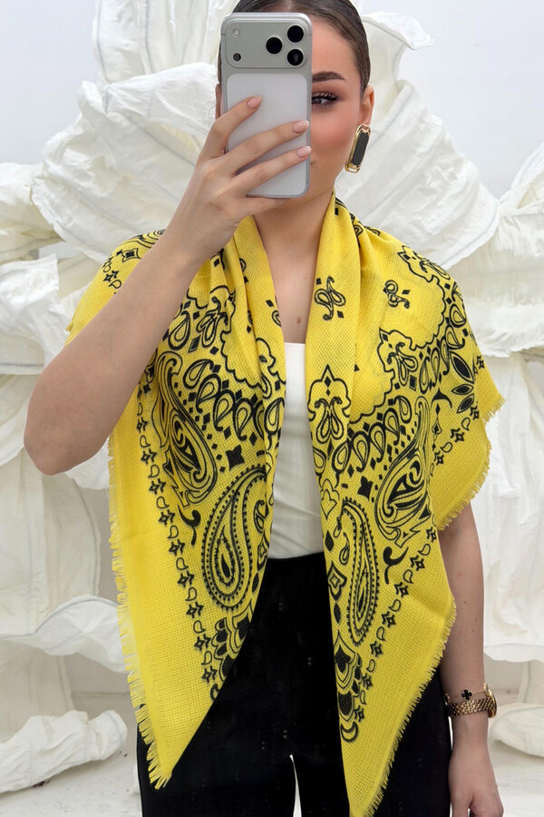 Desenli Kutjen Kare Omuz Şalı 1401 Sarı - Thumbnail