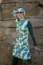 Remsa - Design Fully Covered Hijab Swimsuit Remsa Swimsuit Green Leaves (1)