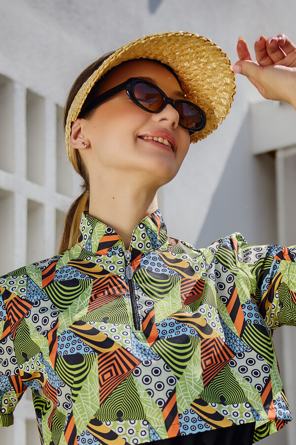 Embroidered Woven Straw Visor Hat - Thumbnail