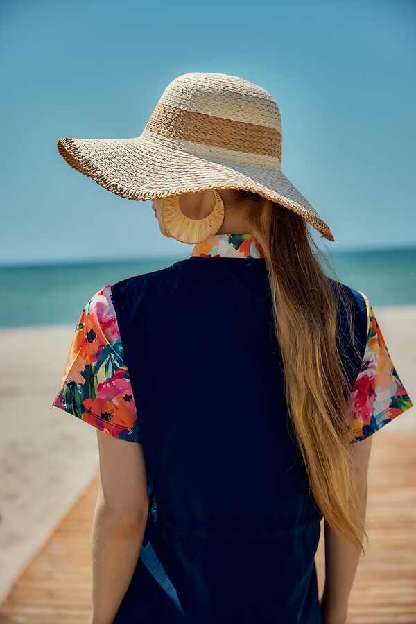 Floral Print Short-Sleeve Half-Covered Swimwear Set - Thumbnail