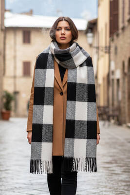 Remsa - Fringed Boucle Scarf 40X210 cm 1291 Black