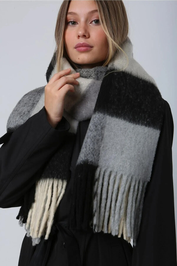 Fringed Patterned Bouclé Scarf Shawl 45X200 cm Black 1270 - Thumbnail