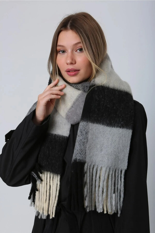 Fringed Patterned Bouclé Scarf Shawl 45X200 cm Black 1270 - Thumbnail