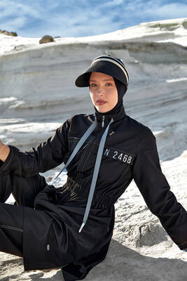 Adasea - Full Cover Modest Swimsuit Set in Black 1503
