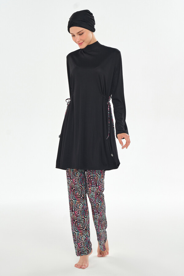 Full-Cover Modest Swimwear Set with Tunic and Patterned Bottom - Thumbnail