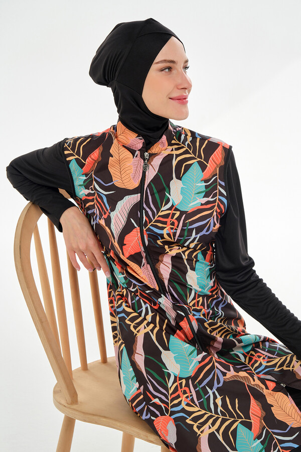 Full-Cover Swimwear Set with Tropical Print - Thumbnail