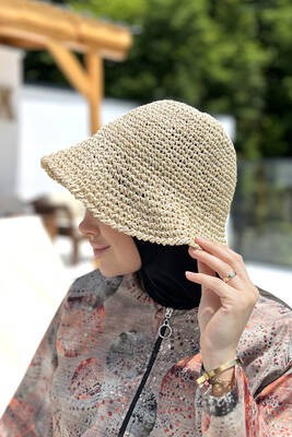 Remsa - Hand-Knitted Straw Hat RŞ-83 Beige Remsa - Hand-Knitted Straw Hat RŞ-83 Beige