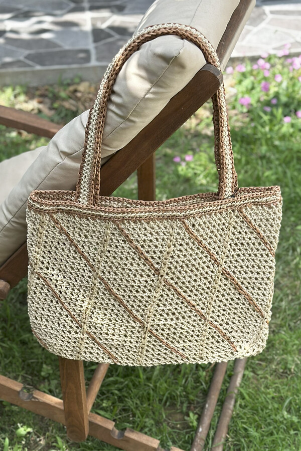 Hand-Woven Rattan Beach Tote Bag - Thumbnail