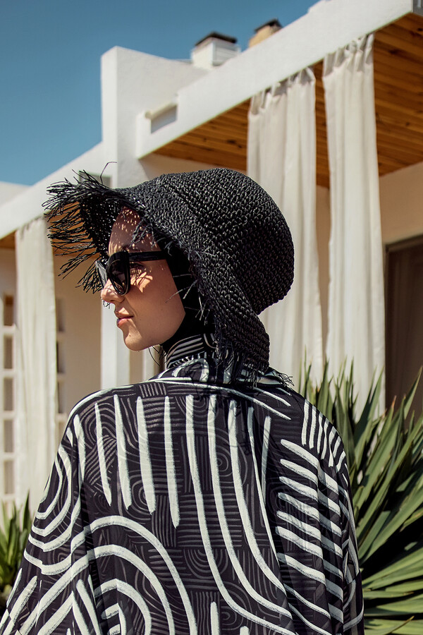 Embroidered Tassel Detailing Hand-Woven Straw Hat - Thumbnail