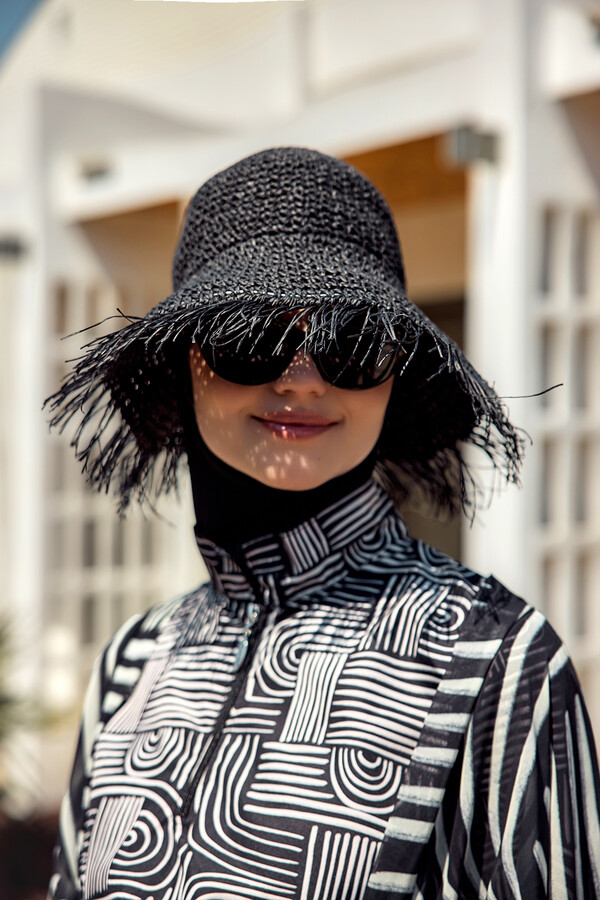 Embroidered Tassel Detailing Hand-Woven Straw Hat - Thumbnail