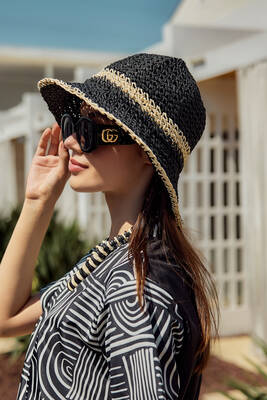 Remsa Mayo - İki Renk Şerit El Örgüsü Hasır Şapka Plaj Şapkası RŞ-102 Siyah Bej 2099 (1) Remsa Mayo - İki Renk Şerit El Örgüsü Hasır Şapka Plaj Şapkası RŞ-102 Siyah Bej 2099 (1)