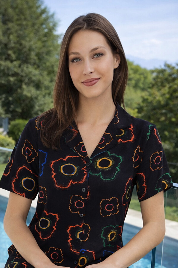 Kadın Desenli Kısa Kol Likralı Viskon Pijama Takımı 0134 Siyah02 - Thumbnail