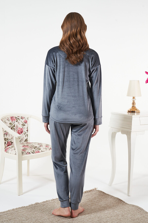 Kadın Kadife Baskılı Pijama Takımı 25381 Antrasit - Thumbnail