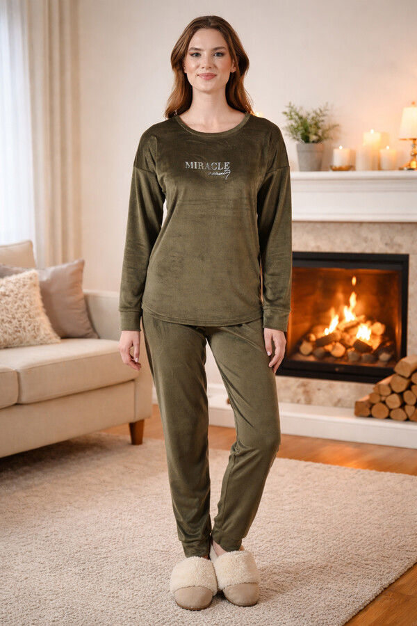 Kadın Kadife Baskılı Pijama Takımı 25382 Haki - Thumbnail