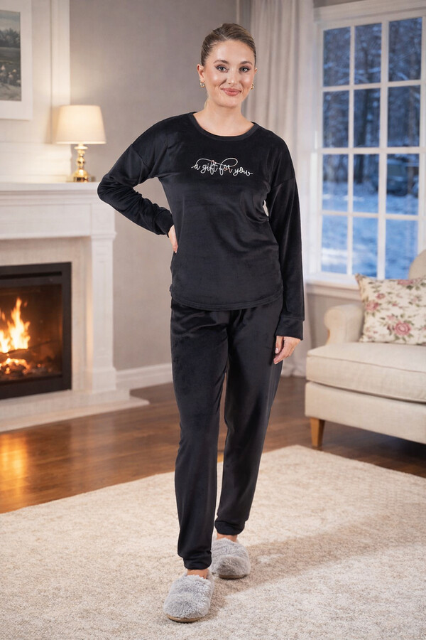 Kadın Kadife Baskılı Pijama Takımı 25382 Siyah - Thumbnail