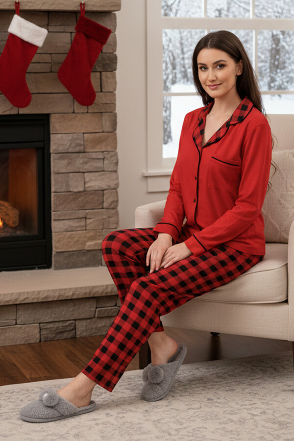 Kadın Kare Desenli Önü Düğmeli Yumuşak Milan Kumaş Pijama Takımı 250350 Kırmızı01 - Thumbnail