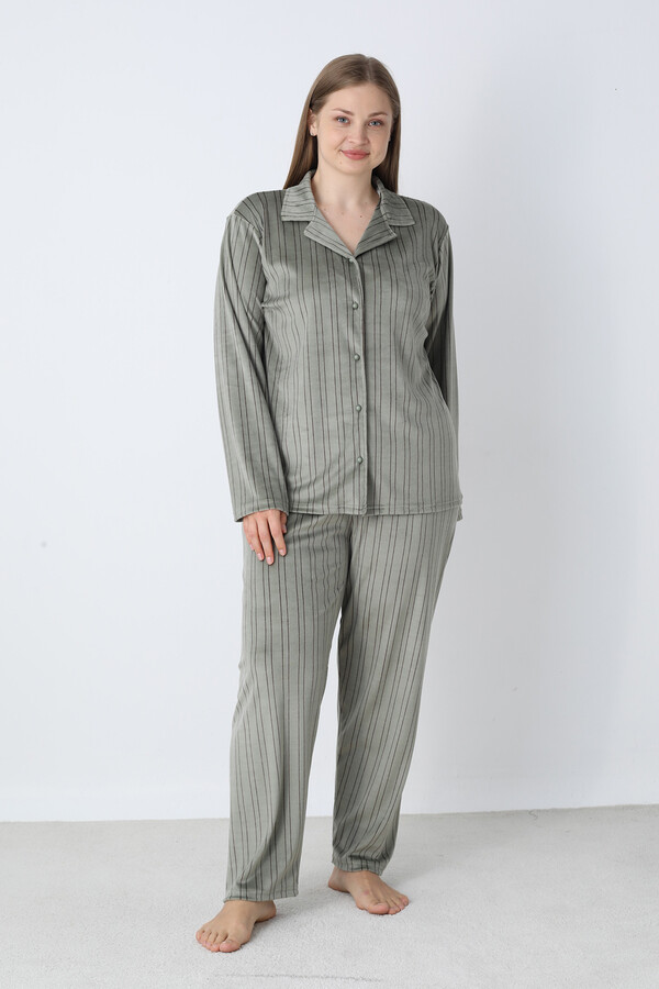 Kadın Önü Düğmeli Kadife Pijama Takımı 25374 Haki - Thumbnail