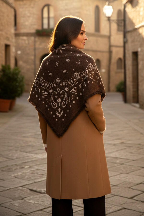 Kaşmir Örgü Desenli Kare Omuz Şalı 108x108 cm 1300 Kahverengi - Thumbnail