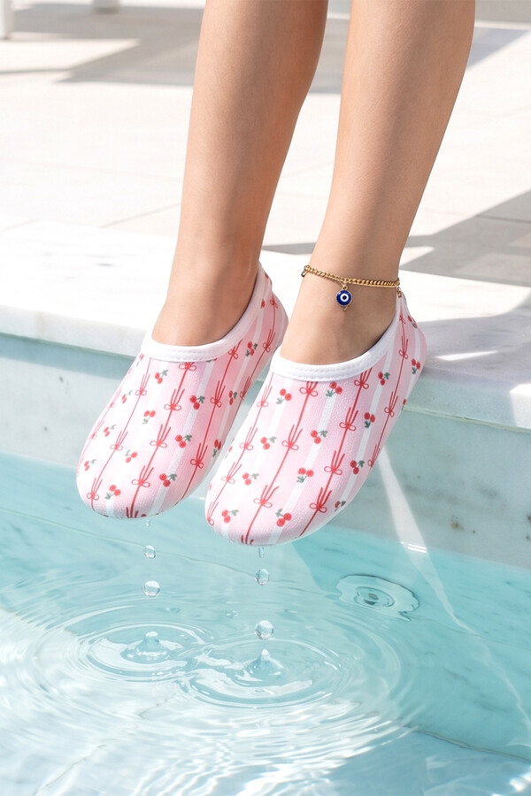 Kids Non-Slip Sea and Pool Water Shoes 10 Pink01 - Thumbnail