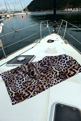 Remsa - Leopar Desenli Deniz Havuz Plaj Havlusu 097 Kahverengi (1)