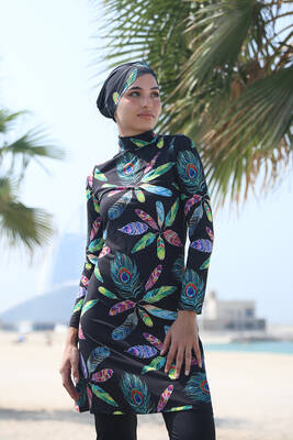 Remsa - Lycra Fully Covered Hijab Swimsuit Patterned Green Peacock (1) Remsa - Lycra Fully Covered Hijab Swimsuit Patterned Green Peacock (1)