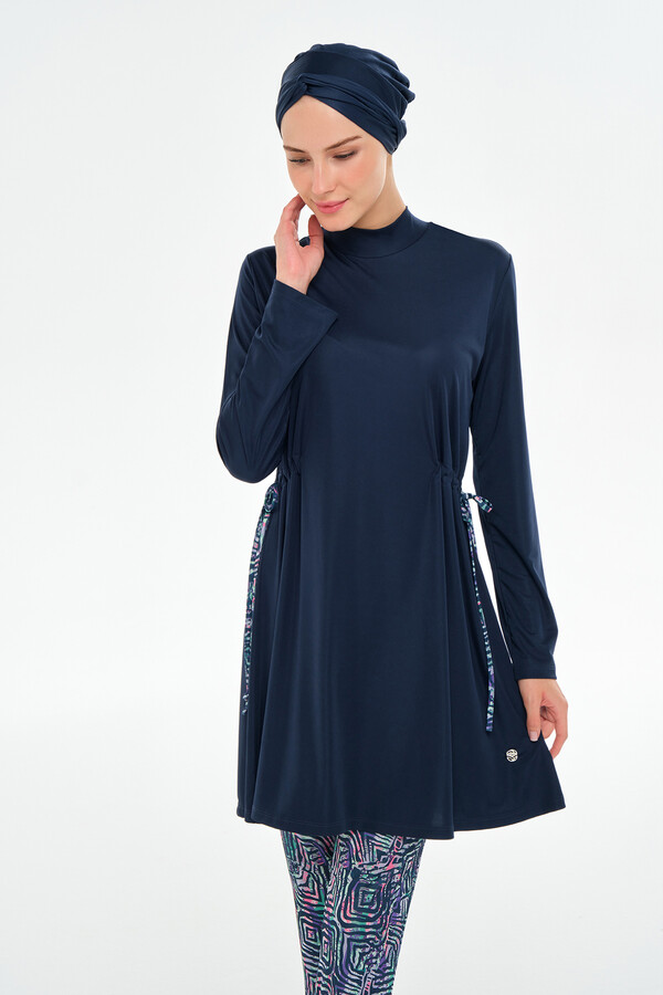 Full-Cover Modest Swimwear Set with Tunic and Patterned Bottoms - Thumbnail