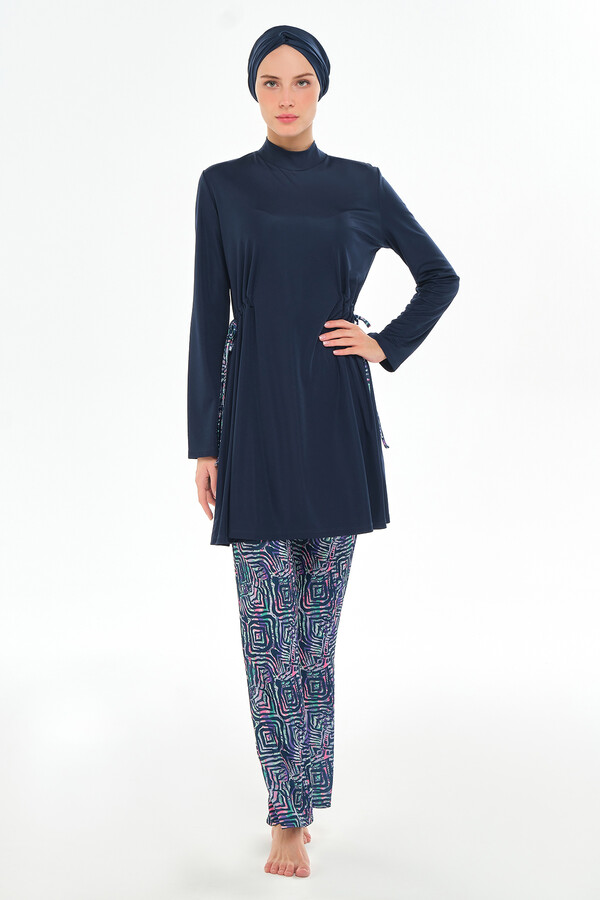 Full-Cover Modest Swimwear Set with Tunic and Patterned Bottoms - Thumbnail