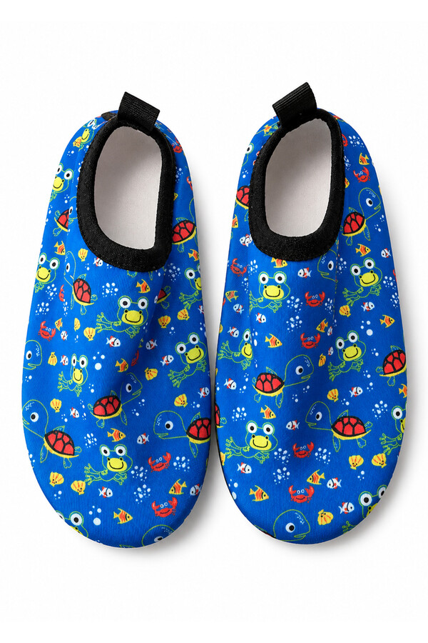 Non-Slip Beach and Pool Footwear - Thumbnail