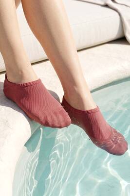 Remsa - Non-Slip Sole Beach and Pool Foot Covering in Dusty Rose