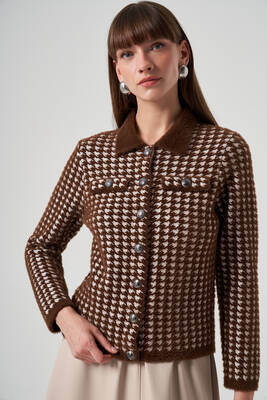 Lale Boutique - Nuss Knit Button Detail Short Cardigan 7007 Brown