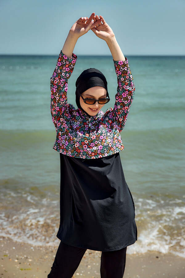 Önü Kapaklı Tam Kapalı Tesettür Mayo Siyah07 R5207 - Thumbnail