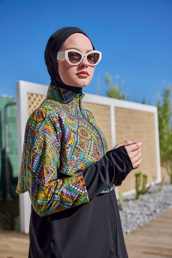 Patterned Long-Sleeve Tunic and Sport Legging Modest Swimwear Set - Thumbnail