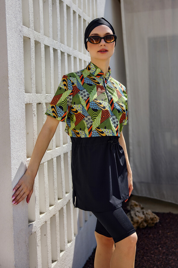 Patterned Short Sleeve Semi-Covered Modest Swimwear Set - Thumbnail