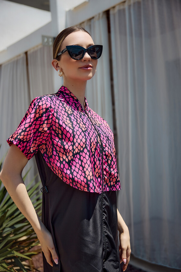 Patterned Short-Sleeve Semi-Covered Swimwear Set - Thumbnail