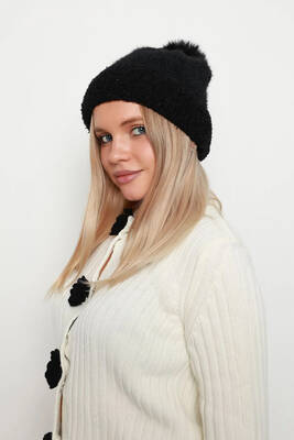 Remsa - Ponpon Detay Kadın Bere 1136 Siyah (1)