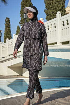 Remsa - Remsa Swimwear Covered Front Parachute Fully Covered Hijab Polka Dot Pattern Swimsuit R071 Yasmin Remsa - Remsa Swimwear Covered Front Parachute Fully Covered Hijab Polka Dot Pattern Swimsuit R071 Yasmin