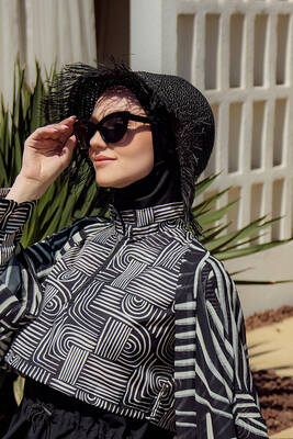 Remsa - Saçak Püskül Detaylı El Örgü Hasır Şapka RŞ-2097 Siyah01 (1) Remsa - Saçak Püskül Detaylı El Örgü Hasır Şapka RŞ-2097 Siyah01 (1)