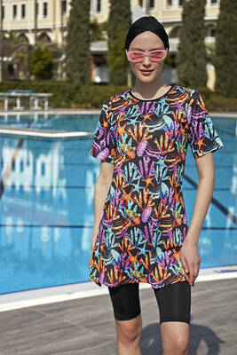 Remsa - Short-Sleeved Stretchy Leggings Half-Coverage Swimsuit R4901 Coral Remsa - Short-Sleeved Stretchy Leggings Half-Coverage Swimsuit R4901 Coral