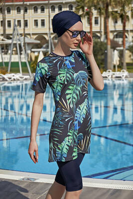 Remsa - Short-Sleeved Stretchy Leggings Half-Coverage Swimsuit R4902 Zeliha