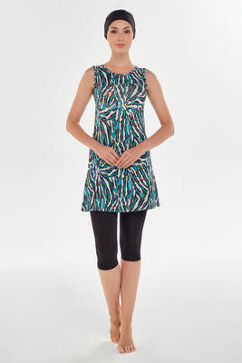 Maresiva - Sleeveless Semi-Covered Swimsuit with Capri Tights 2607 Black (1) Maresiva - Sleeveless Semi-Covered Swimsuit with Capri Tights 2607 Black (1)