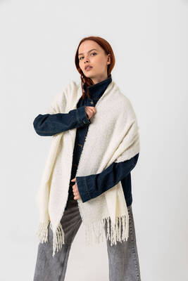 Remsa - Tasseled Bouclé Scarf Shawl 40x210 cm 1257 Ecru (1)